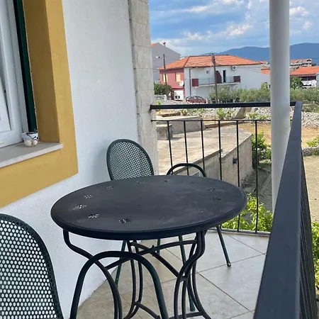 Zdravka Two Balconies *